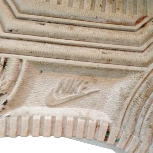 Nike Air Force 1 LV8 '07 Sneakers White And Black Nike's Women Size 7.5 - Picture 11 of 12